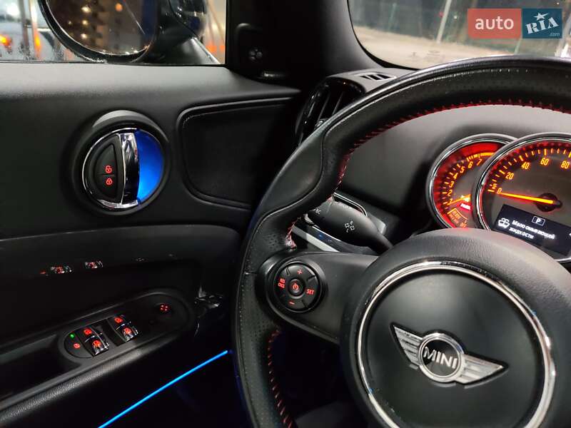 Хэтчбек MINI Countryman 2017 в Днепре