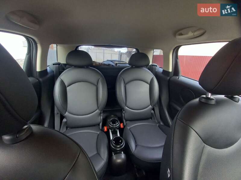 Хэтчбек MINI Countryman 2011 в Черновцах