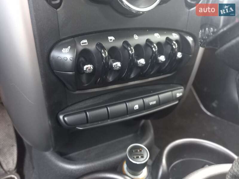 Хэтчбек MINI Countryman 2011 в Черновцах