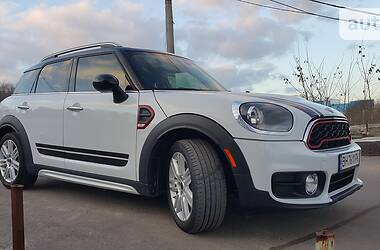 Внедорожник / Кроссовер MINI Countryman 2017 в Одессе