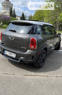 Хэтчбек MINI Countryman 2010 в Киеве