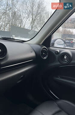 Хетчбек MINI Countryman 2014 в 