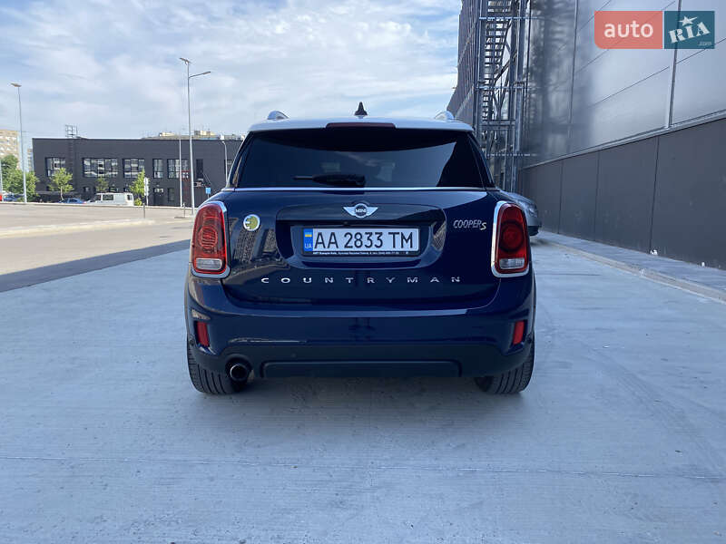 Внедорожник / Кроссовер MINI Countryman 2017 в Киеве