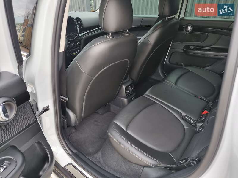 Хэтчбек MINI Countryman 2018 в Черновцах