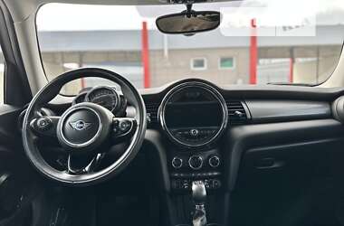 Хэтчбек MINI Countryman 2019 в 