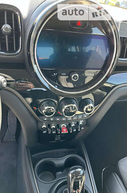 Внедорожник / Кроссовер MINI Countryman 2023 в 