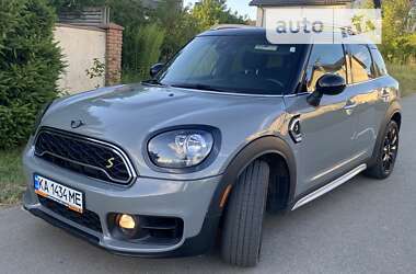 Хэтчбек MINI Countryman 2018 в Киеве