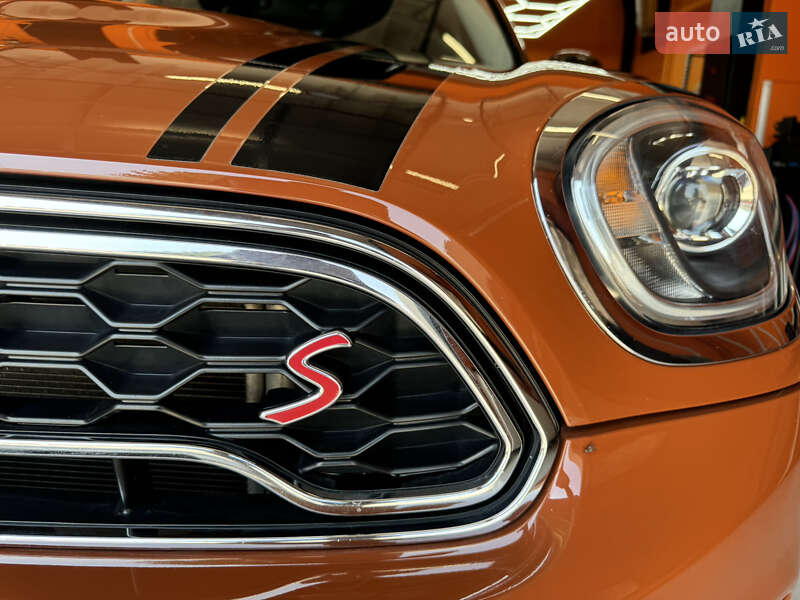 Хэтчбек MINI Countryman 2018 в Киеве фото 5 Хэтчбек MINI Countryman 2018 в Киеве