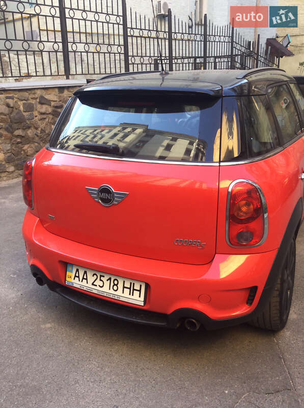 Хэтчбек MINI Countryman 2012 в Киеве