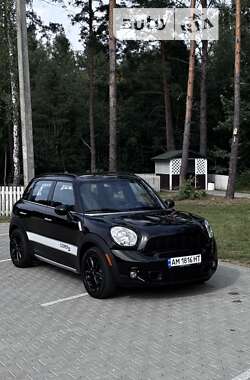 Внедорожник / Кроссовер MINI Countryman 2015 в Коростене