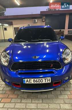 Внедорожник / Кроссовер MINI Countryman 2016 в Днепре