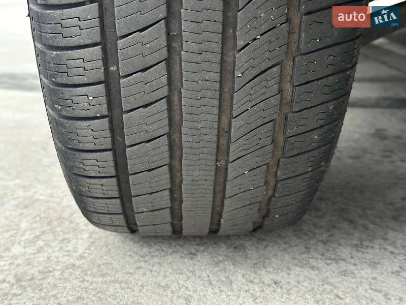 Хэтчбек MINI Countryman 2013 в Синельниково