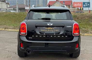 Хэтчбек MINI Countryman 2017 в Киеве