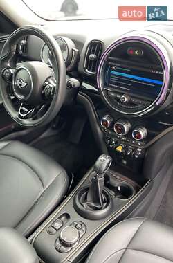 Хэтчбек MINI Countryman 2018 в 
