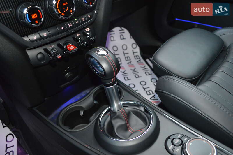 Хэтчбек MINI Countryman 2019 в Львове
