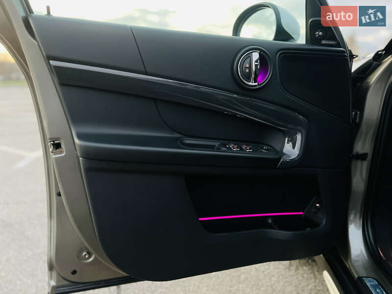 Хэтчбек MINI Countryman 2017 в Киеве