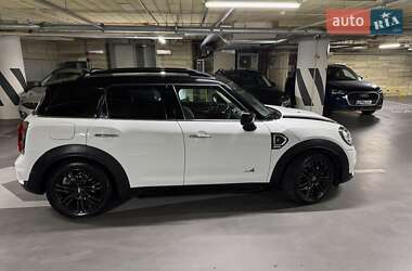 Хэтчбек MINI Countryman 2019 в 