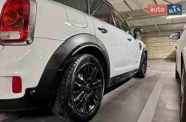 Хэтчбек MINI Countryman 2019 в 