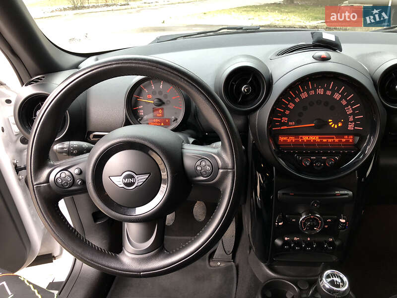 Внедорожник / Кроссовер MINI Countryman 2016 в Ровно