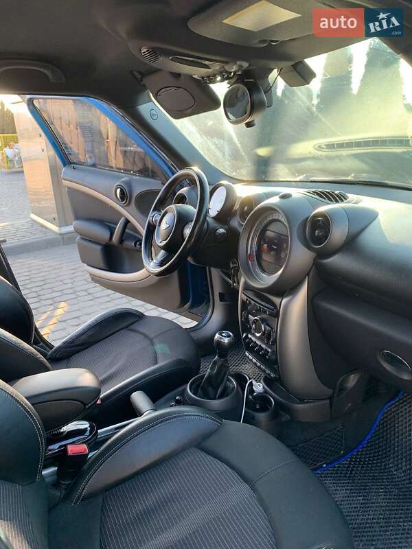 Хэтчбек MINI Countryman 2011 в Львове