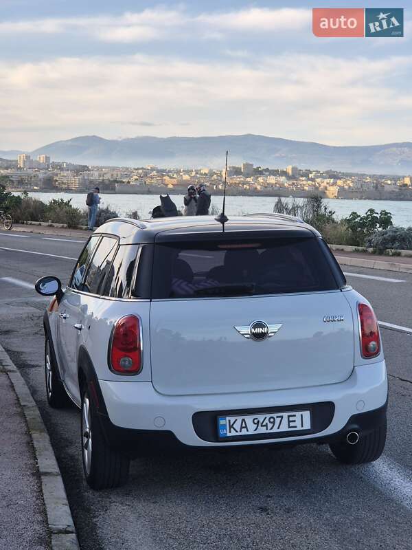 Хэтчбек MINI Countryman 2013 в Киеве
