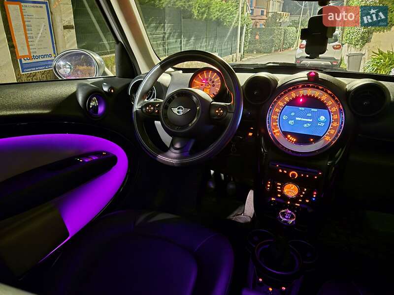 Хэтчбек MINI Countryman 2013 в Киеве