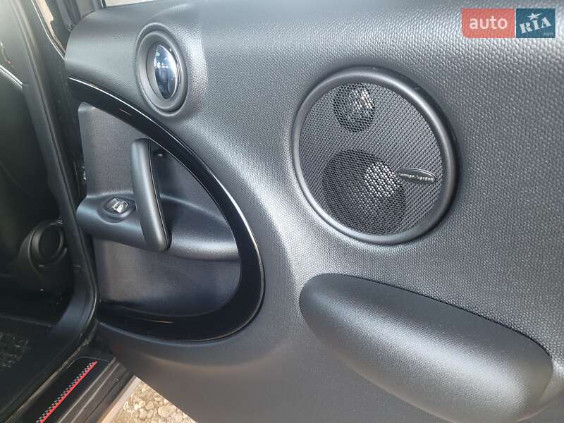 Внедорожник / Кроссовер MINI Countryman 2016 в Хмельницком