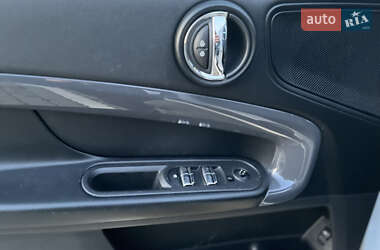Хэтчбек MINI Countryman 2018 в 