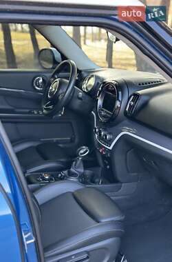 Хэтчбек MINI Countryman 2017 в 