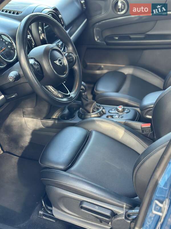 Хэтчбек MINI Countryman 2017 в Коростене