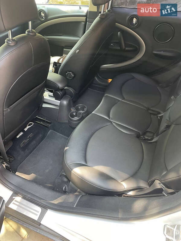 Внедорожник / Кроссовер MINI Countryman 2015 в Черновцах