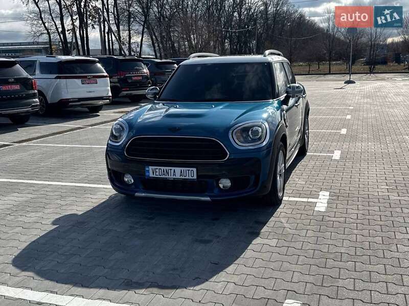 Хэтчбек MINI Countryman 2018 в 