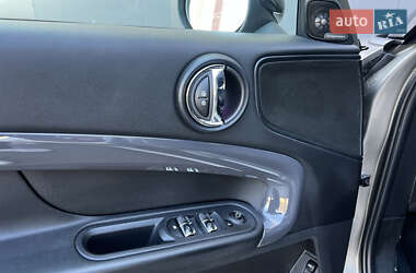 Хэтчбек MINI Countryman 2017 в 