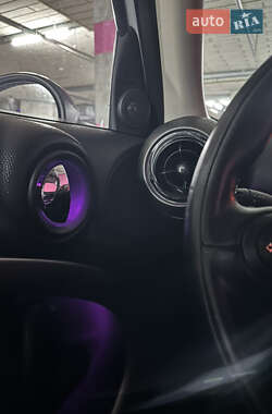Хэтчбек MINI Countryman 2010 в 