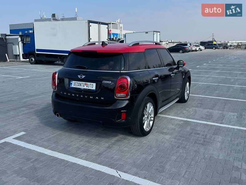 Хэтчбек MINI Countryman 2017 в Киеве