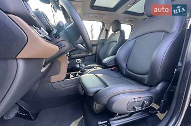 Хэтчбек MINI Countryman 2017 в 