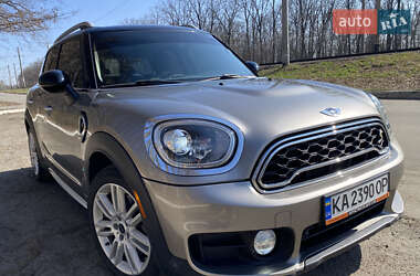 Хэтчбек MINI Countryman 2017 в 