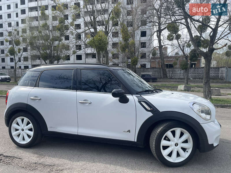 Хэтчбек MINI Countryman 2011 в Киеве