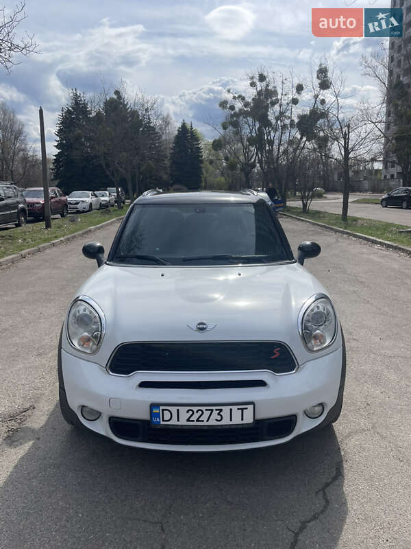 Хэтчбек MINI Countryman 2011 в Киеве