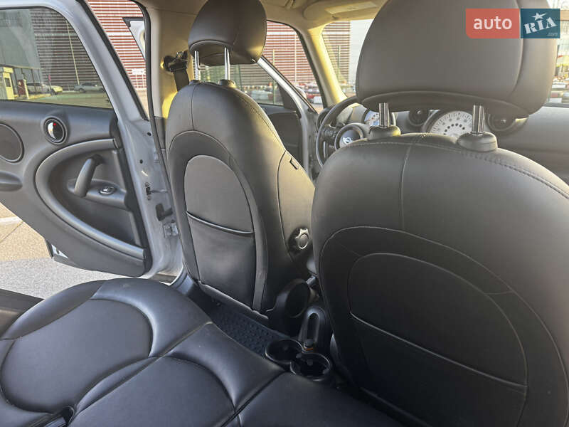 Хэтчбек MINI Countryman 2014 в Киеве