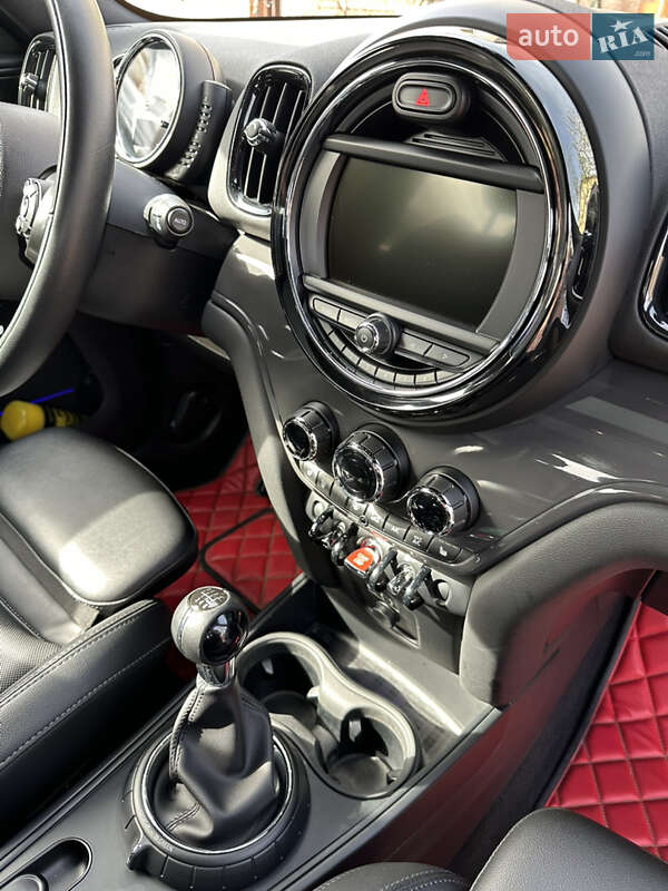 Хэтчбек MINI Countryman 2017 в Тернополе