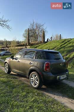 Хэтчбек MINI Countryman 2012 в 
