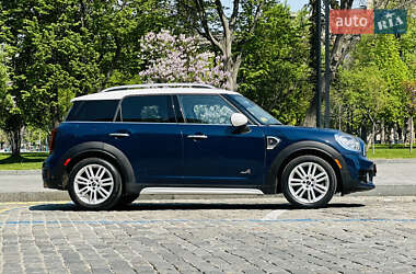 Хетчбек MINI Countryman 2017 в 