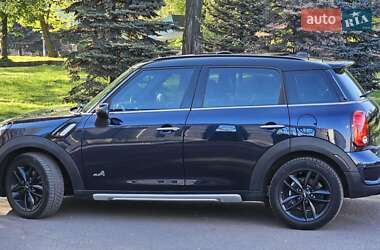 Внедорожник / Кроссовер MINI Countryman 2015 в 