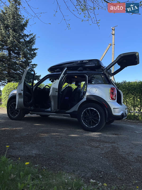 Внедорожник / Кроссовер MINI Countryman 2015 в Стрые