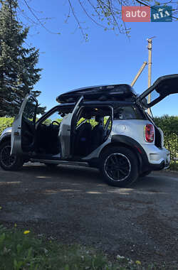 Внедорожник / Кроссовер MINI Countryman 2015 в 