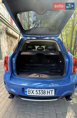Хэтчбек MINI Countryman 2011 в 