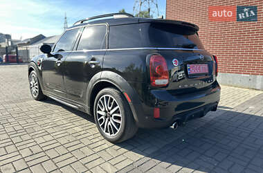 Хэтчбек MINI Countryman 2018 в 