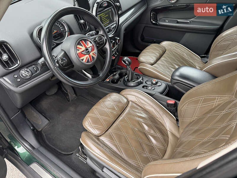 Хэтчбек MINI Countryman 2017 в Киеве