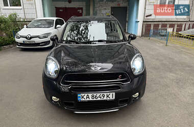 Внедорожник / Кроссовер MINI Countryman 2015 в 